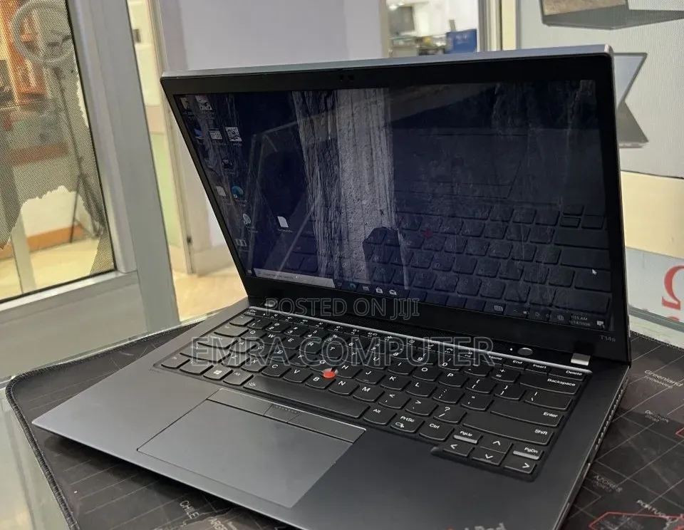 New Laptop Lenovo ThinkPad T14 16GB Intel Core i7 SSD 512GB