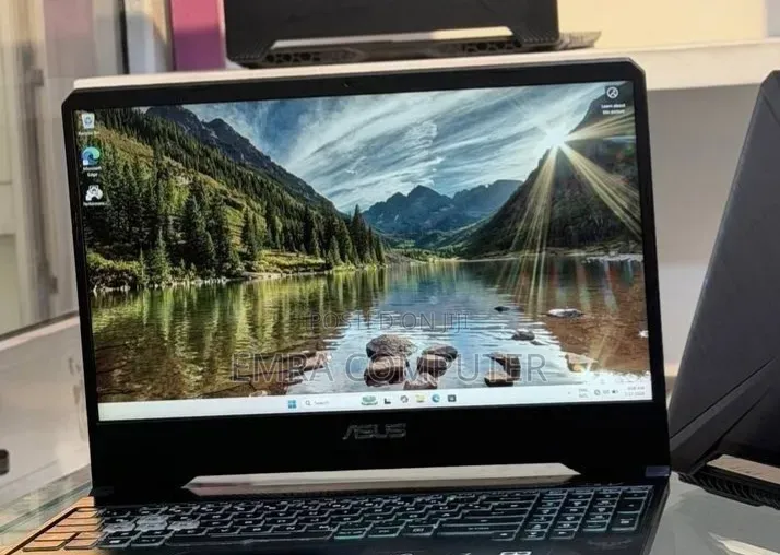 New Laptop Asus 16GB AMD Ryzen 7 SSD 512GB