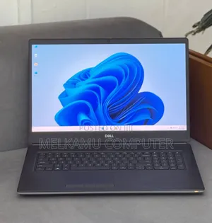New Laptop Dell Precision 7760 16GB Intel Core i5 SSD 512GB