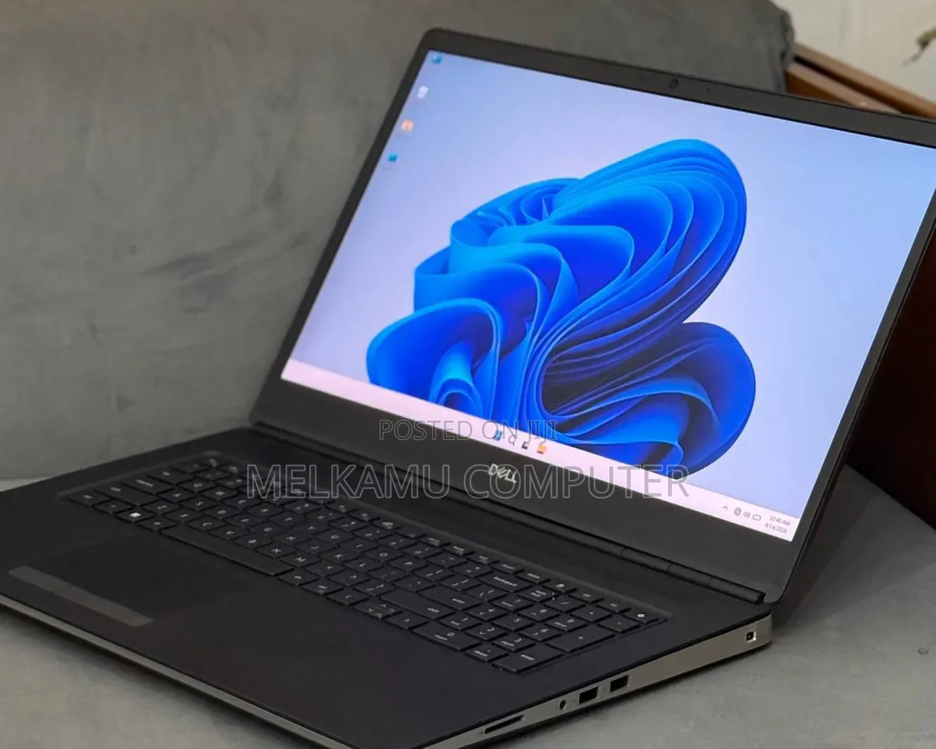 New Laptop Dell Precision 7760 16GB Intel Core i5 SSD 512GB