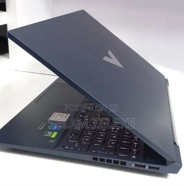 New Laptop HP Victus 16 16GB Intel Core i7 SSD 512GB