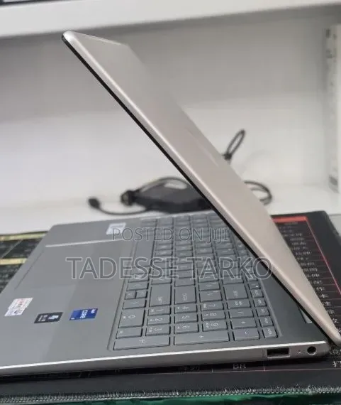 New Laptop HP Stream Notebook 16GB Intel Core i7 SSD 1T