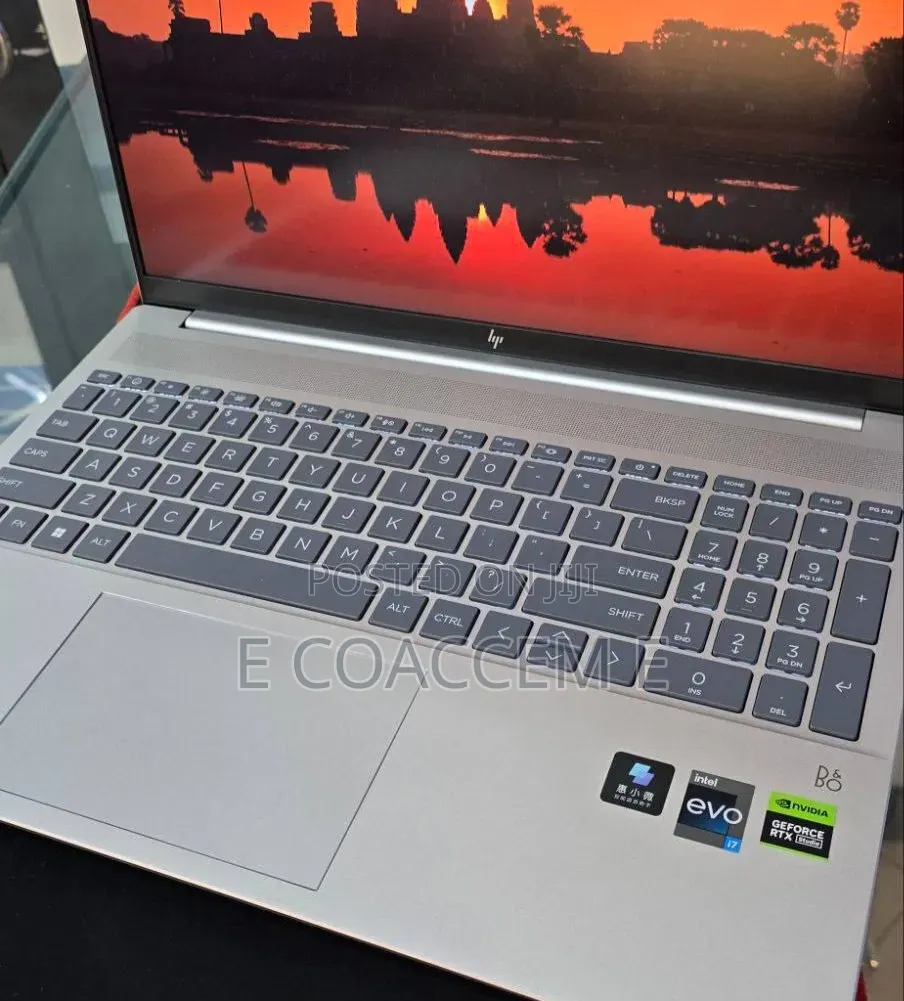 New Laptop HP 16GB Intel Core i7 SSD 1T