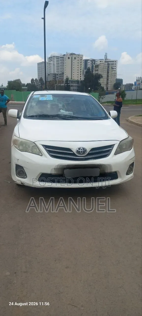 Toyota Corolla 2013 White