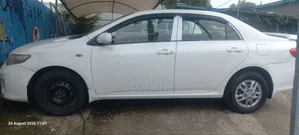 Toyota Corolla 2013 White