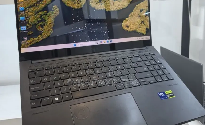 New Laptop Asus 16GB Intel Core Ultra 9 SSD 512GB