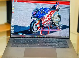 New Laptop Dell Precision 5560 16GB Intel Core i7 SSD 512GB
