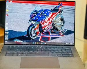 New Laptop Dell Precision 5560 16GB Intel Core i7 SSD 512GB