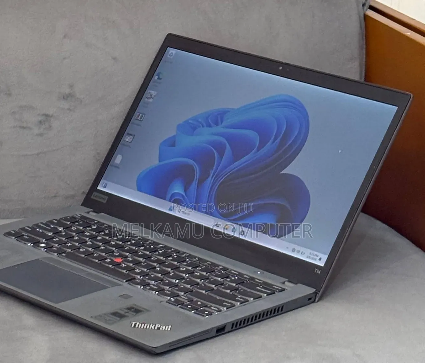 New Laptop Lenovo ThinkPad T14 16GB Intel Core i5 SSD 512GB