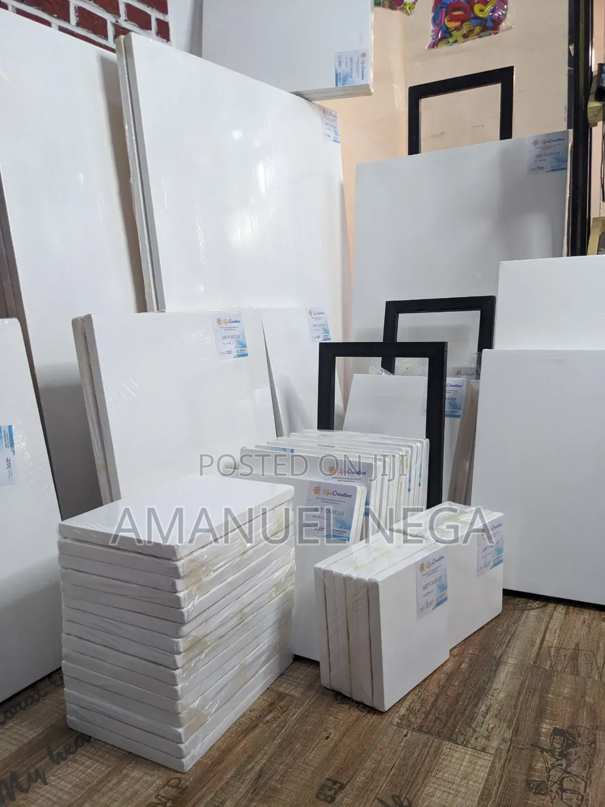 Canvas / Art Canvas / Drawing Board/ Easel /Stands
