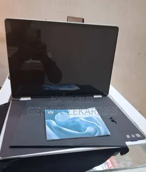 New Laptop HP OmniBook 7 14" 16GB Intel Core 7 SSD 512GB