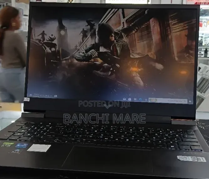 New Laptop HP Victus 16 16GB Intel Core i7 SSD 512GB