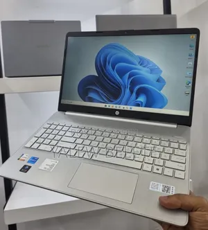 New Laptop HP Stream Notebook 16GB Intel Core i5 SSD 512GB