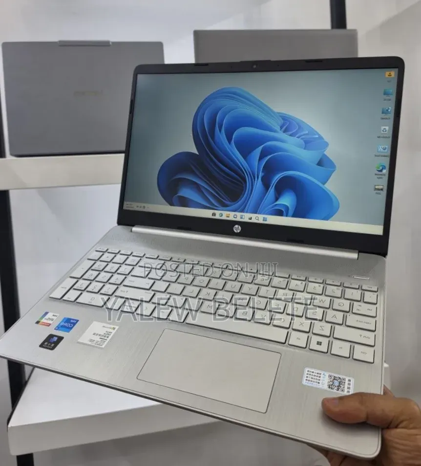 New Laptop HP Stream Notebook 16GB Intel Core i5 SSD 512GB