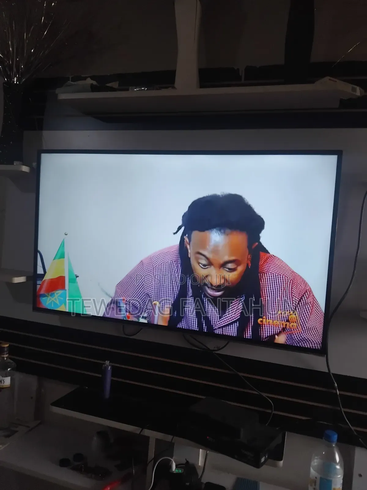 MAX 43 Inch Smart TV