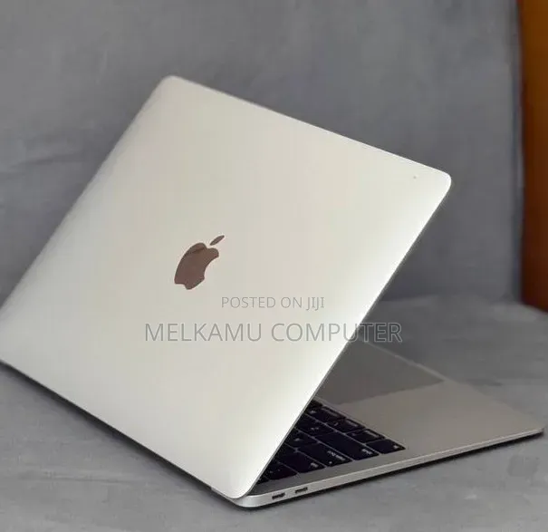 New Laptop Apple MacBook Air 2019 8GB Intel Core i5 SSD 128GB