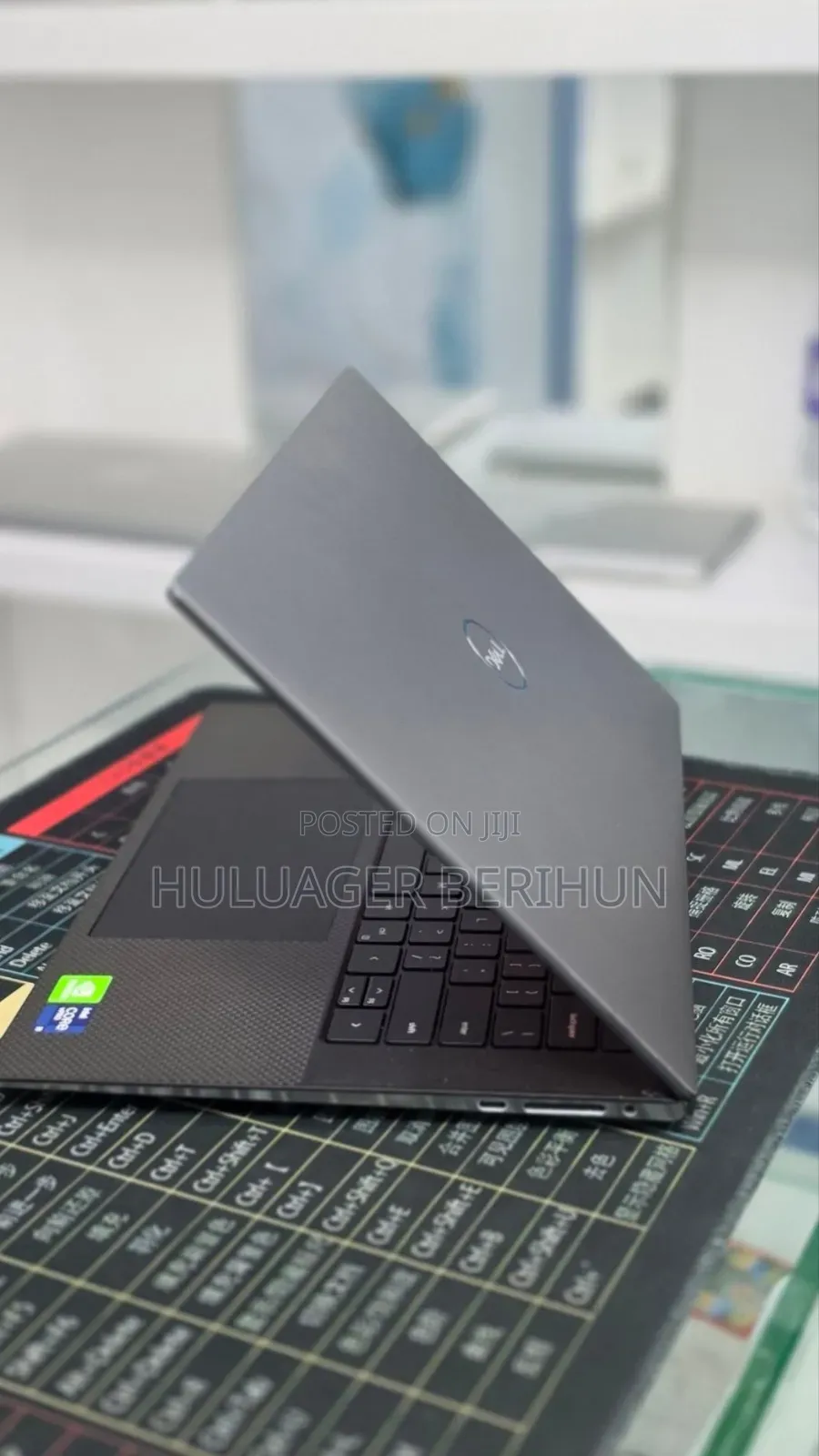 New Laptop Dell Precision 5560 16GB Intel Core i9 SSD 512GB