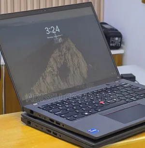 New Laptop Lenovo ThinkPad T14 G4 16GB Intel Core i7 SSD 512GB