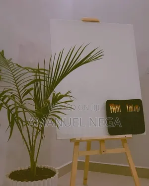 Art Stand / Art Easel / Drawing Canvas Holder