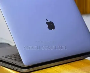 New Laptop Apple MacBook Pro 2019 16GB Intel Core i7 SSD 512GB