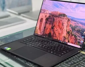 New Laptop Dell Precision 5560 16GB Intel Core i9 SSD 512GB