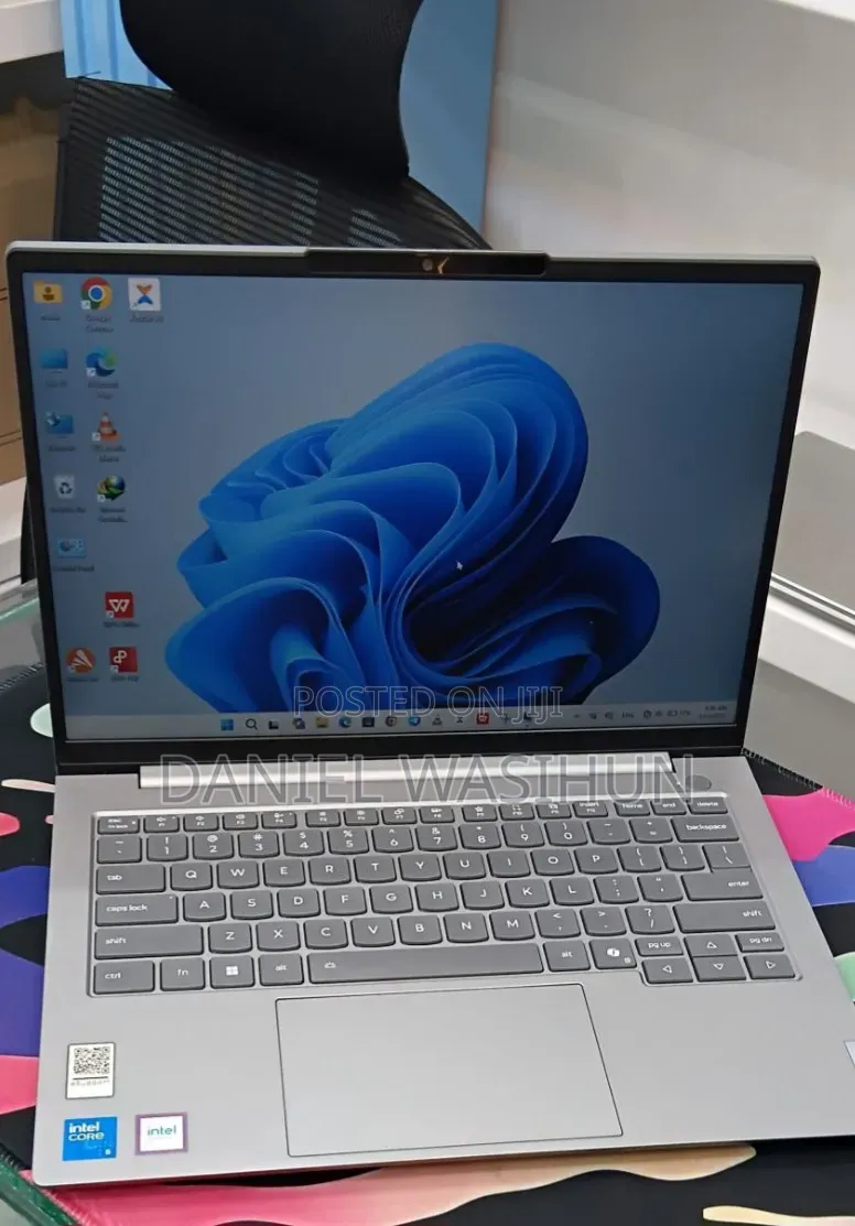 New Laptop Lenovo ThinkBook 14 G8 IAL 16GB Intel Core 5 SSD 512GB