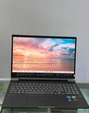 New Laptop HP 16GB Intel Core i7 SSD 512GB