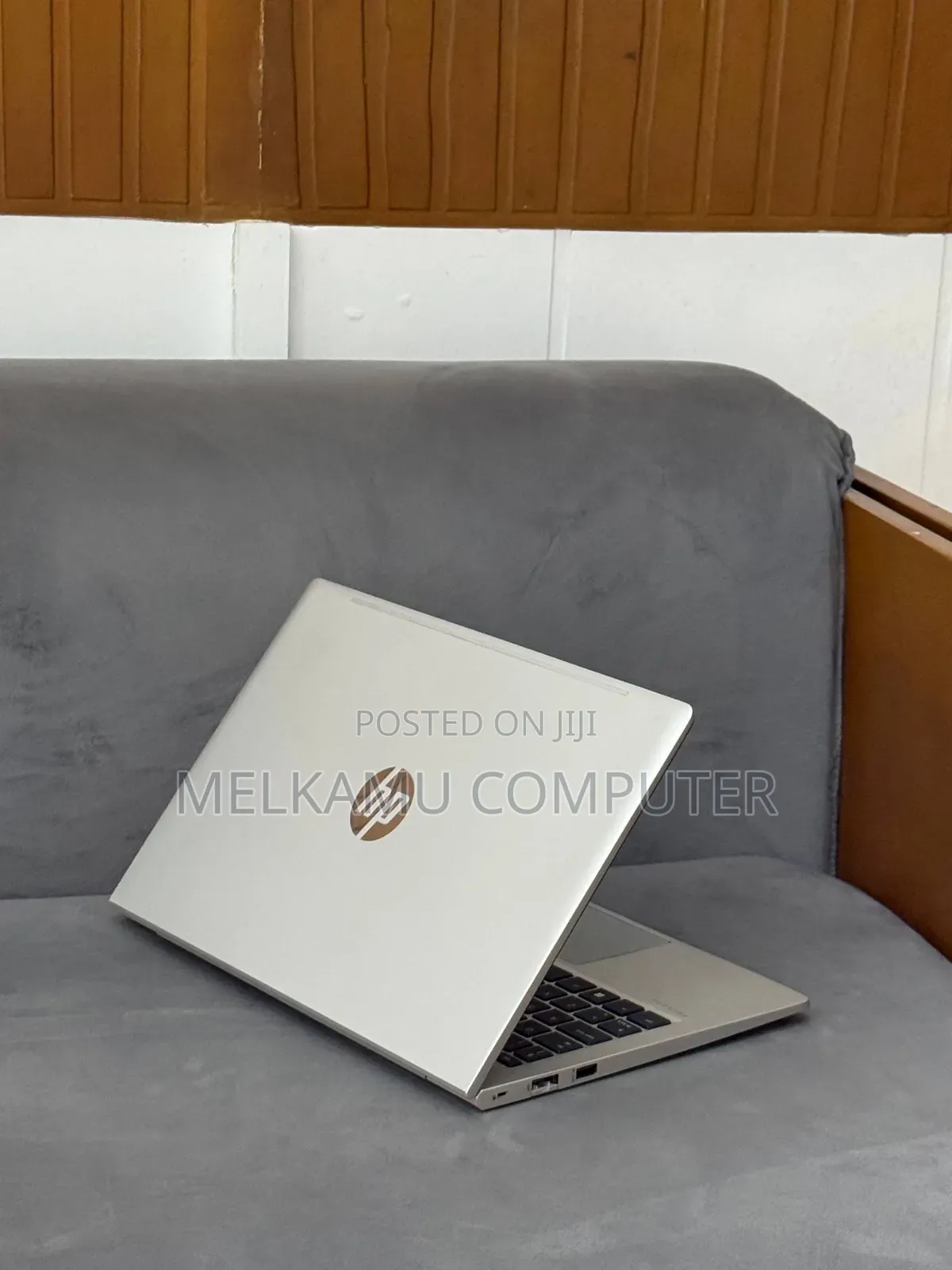 New Laptop HP ProBook 440 G10 8GB Intel Core i3 SSD 256GB
