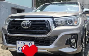 Toyota Hilux 2020 Gray