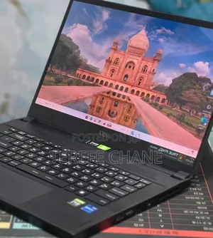 New Laptop MSI Crosshair 15 32GB Intel Core i7 SSD 1T