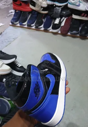 Jordan 1 Air Jordan 1 ስኒከር — አዲስ ስታይል!