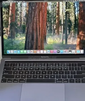 New Laptop Apple MacBook Pro 2019 16GB Intel Core i7 SSD 512GB