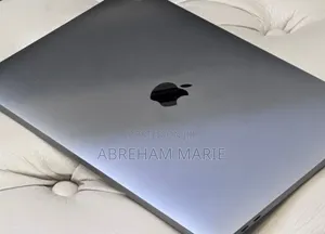 New Laptop Apple MacBook Pro 2019 16GB Intel Core i7 SSD 512GB