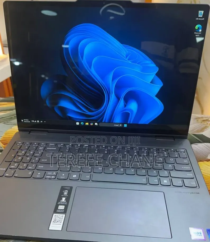 New Laptop Lenovo Yoga C740 16GB Intel Core Ultra 7 SSD 1T