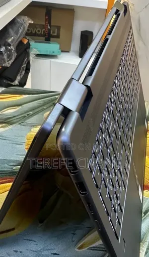 New Laptop Lenovo Yoga C740 16GB Intel Core Ultra 7 SSD 1T