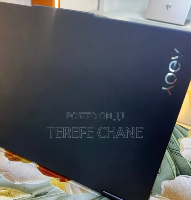 New Laptop Lenovo Yoga C740 16GB Intel Core Ultra 7 SSD 1T
