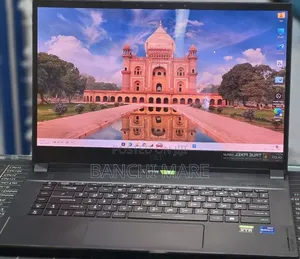 New Laptop MSI Creator A16 AI+ 32GB Intel Core i7 SSD 1T