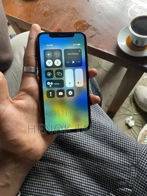 Apple iPhone X 64 GB Black