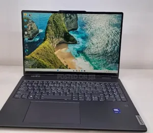 New Laptop Lenovo Yoga 7i 16GB Intel Core Ultra 7 SSD 1T