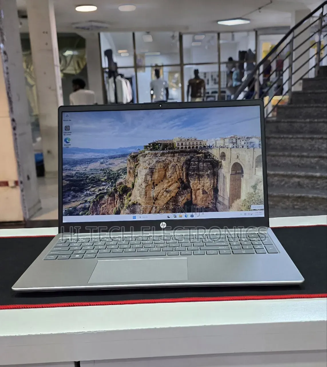 New Laptop HP Stream Notebook 16GB Intel Core i7 SSD 1T