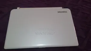 Laptop Toshiba Satellite C55 4GB Intel Core i5 HDD+SSD 500GB