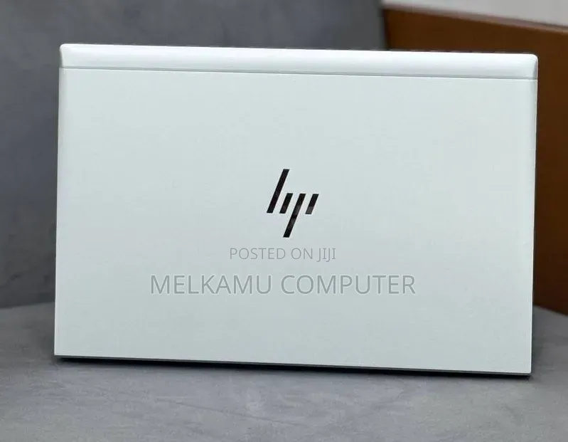 New Laptop HP EliteBook 840 G7 8GB Intel Core i7 SSD 512GB
