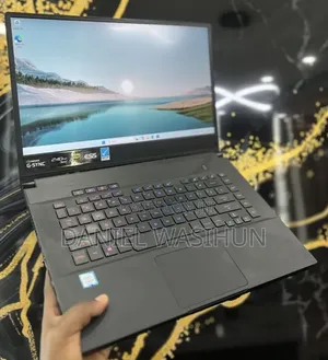 New Laptop Asus ROG Zephyrus G15 16GB Intel Core i7 SSD 1T