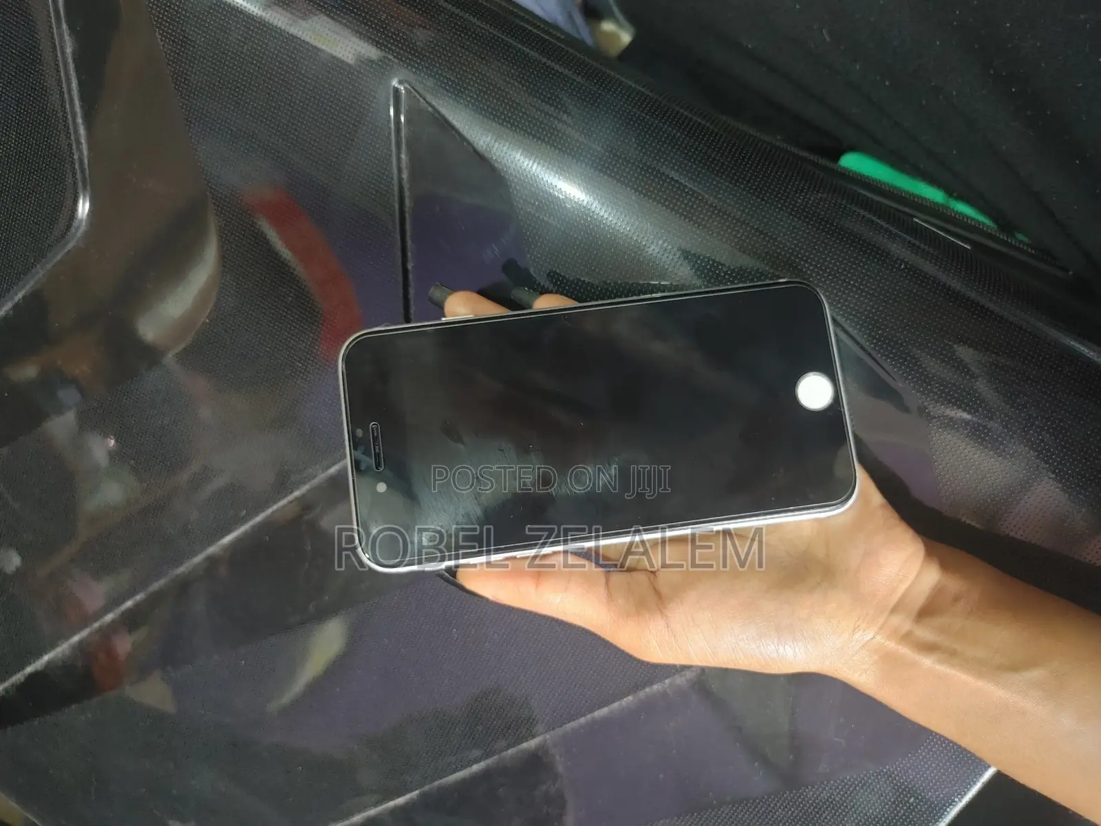 Apple iPhone 8 64 GB White