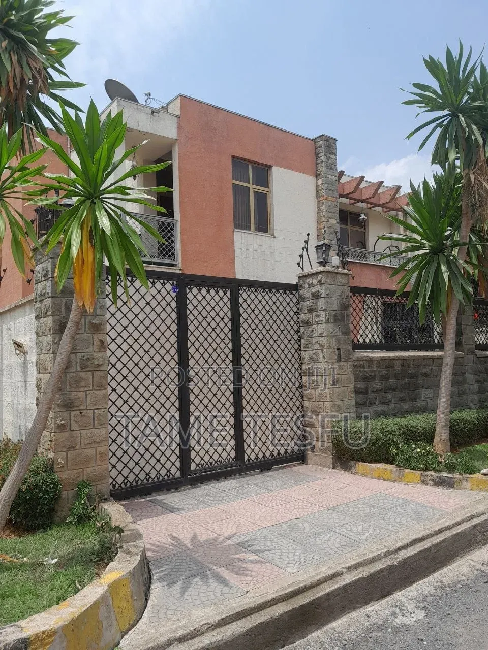 Furnished 6bdrm House in ሀያት, Bole for sale