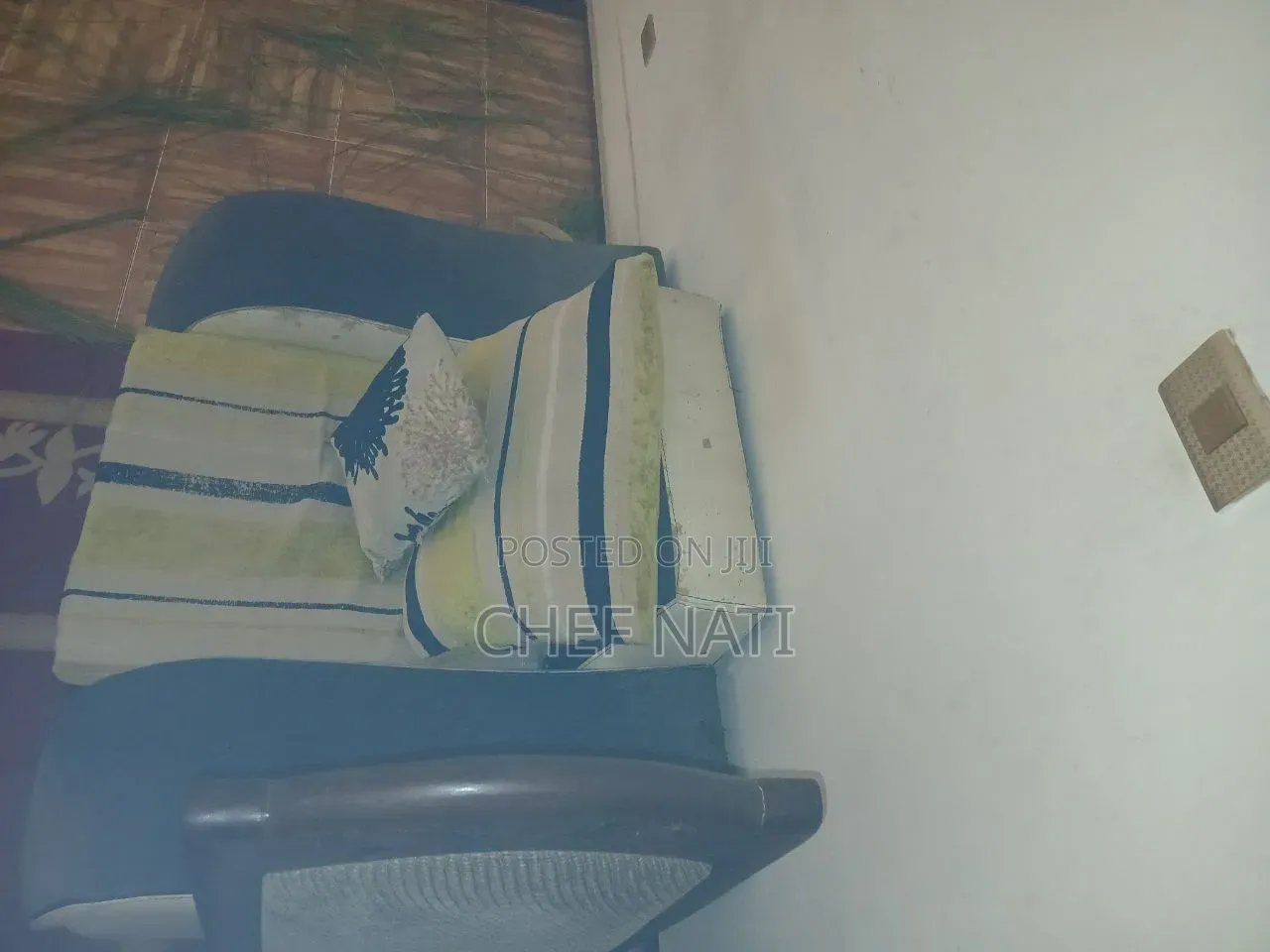 Used Sofa ያገለገለ ሶፋ