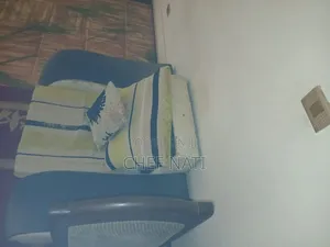 Used Sofa ያገለገለ ሶፋ