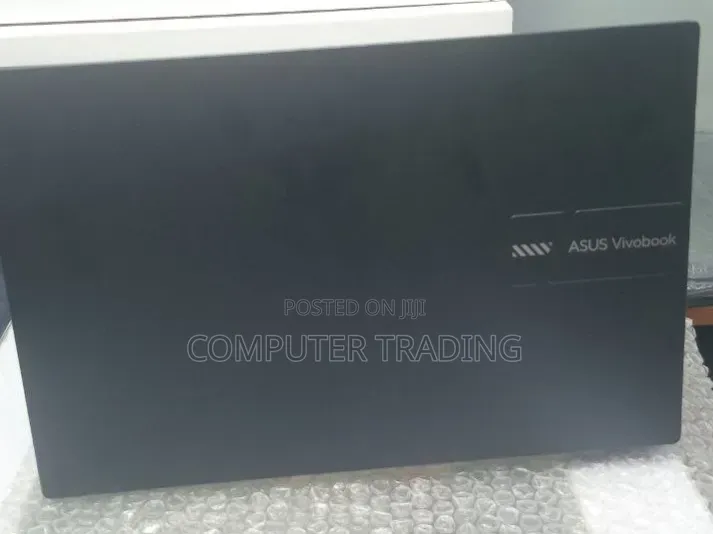 New Laptop Asus VivoBook 15 X505BA 16GB Intel Core i5 SSD 512GB
