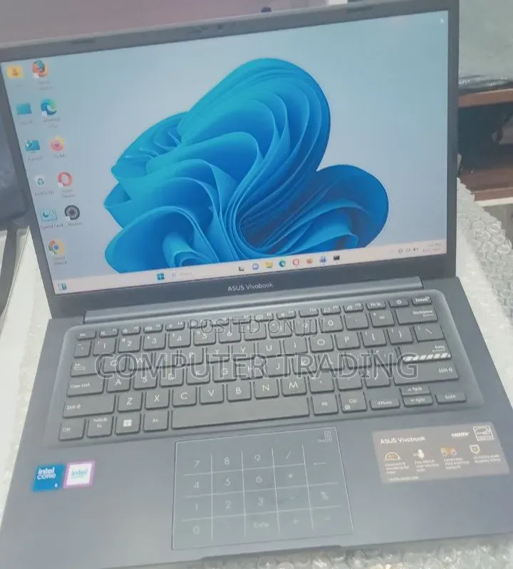 New Laptop Asus VivoBook 15 X505BA 16GB Intel Core i5 SSD 512GB