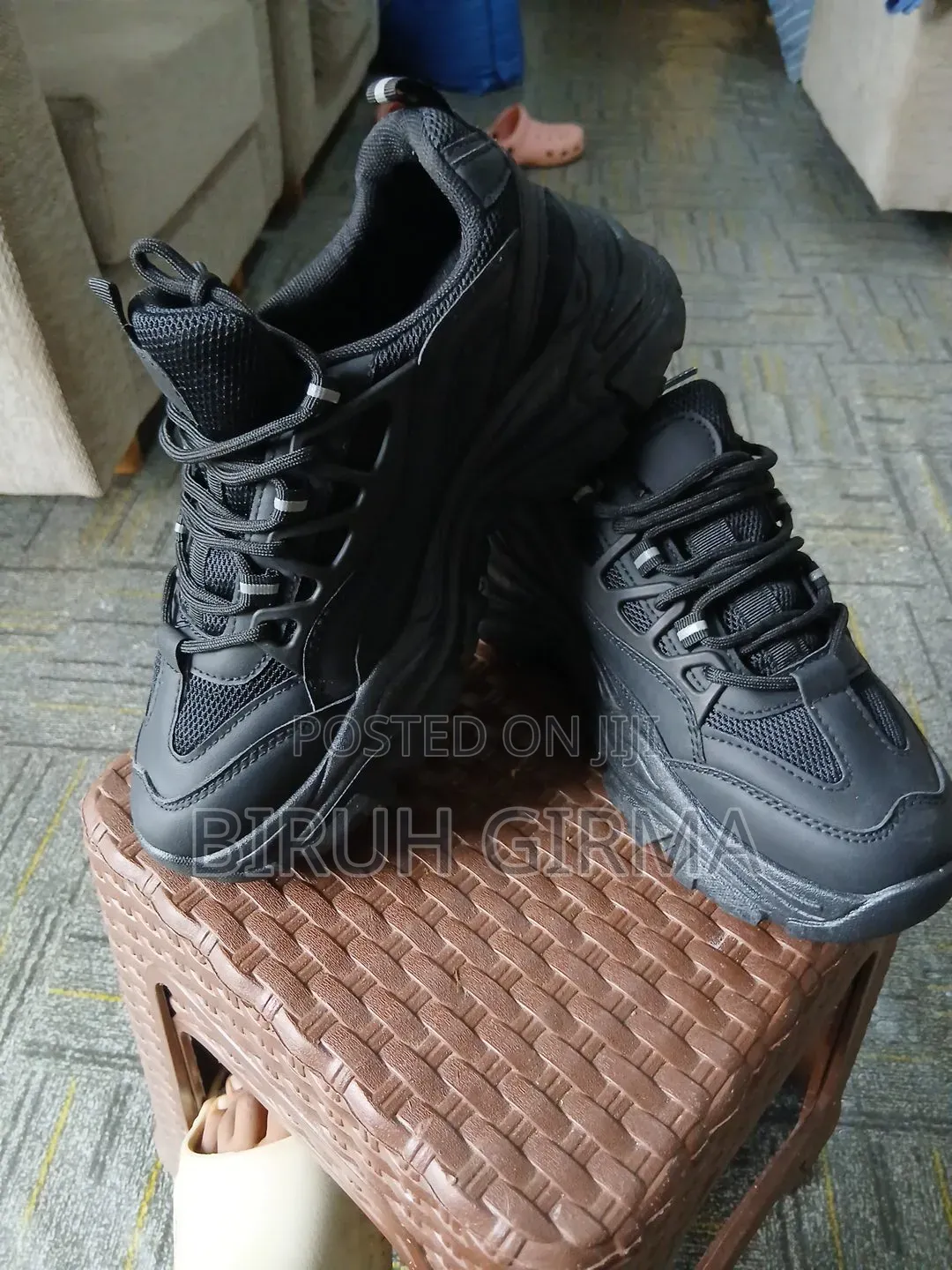 Graceland Black Sneakers